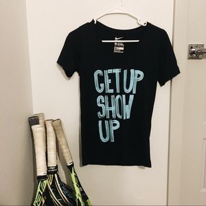 Nike Dri-fit v neck t-shirt ✔️